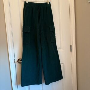 Dark Green Wide-Leg Cargo Pants. Used But Great Condition. XS.